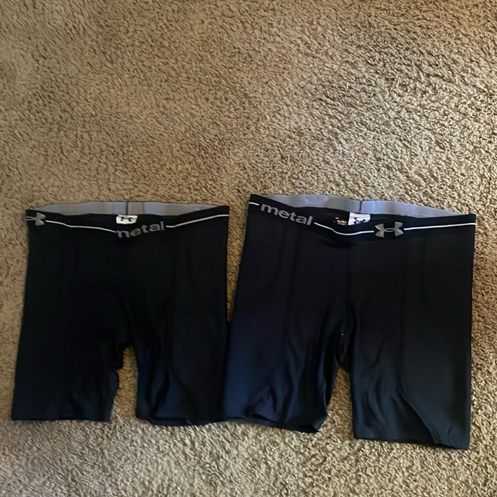 Two pair Ladies Under Armour black softball sliding shorts Sz L